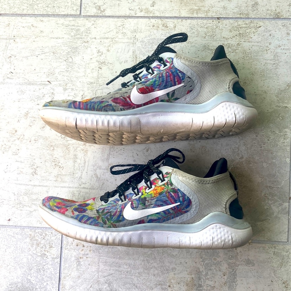 Nike Free RN tropical pattern